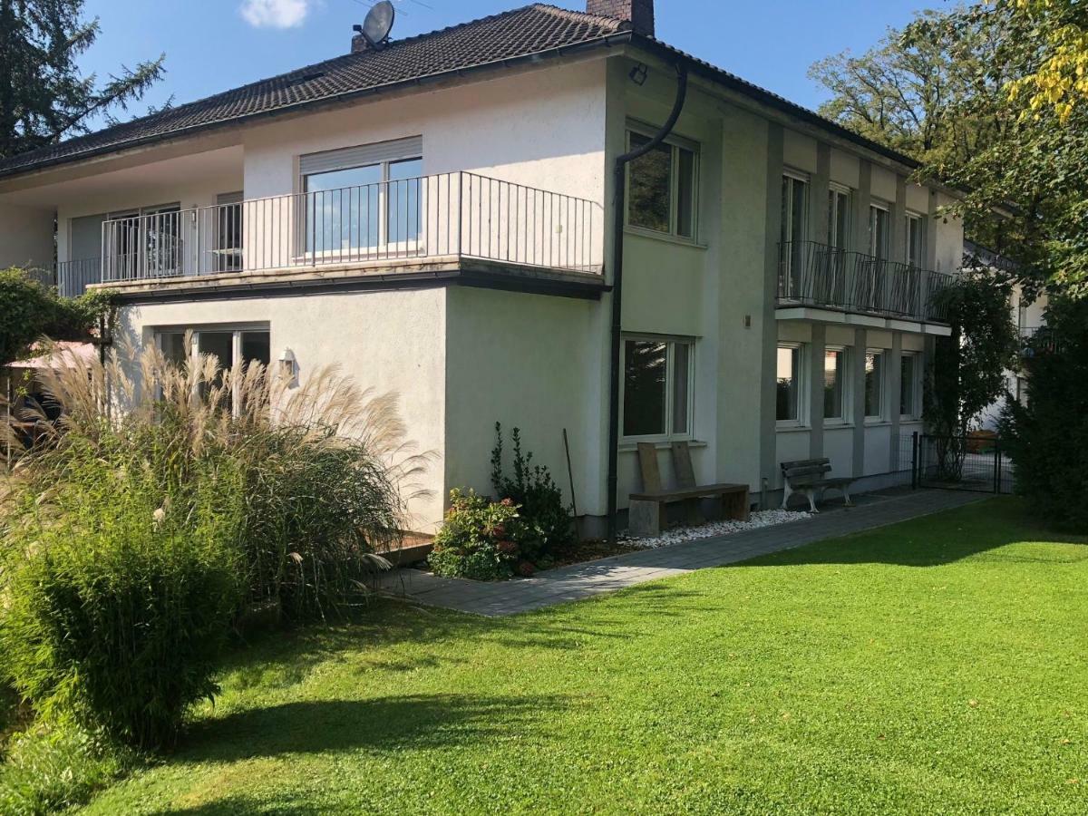 Ferienwohnung Messewohnung Muenchen Ost Forstern Exterior photo
